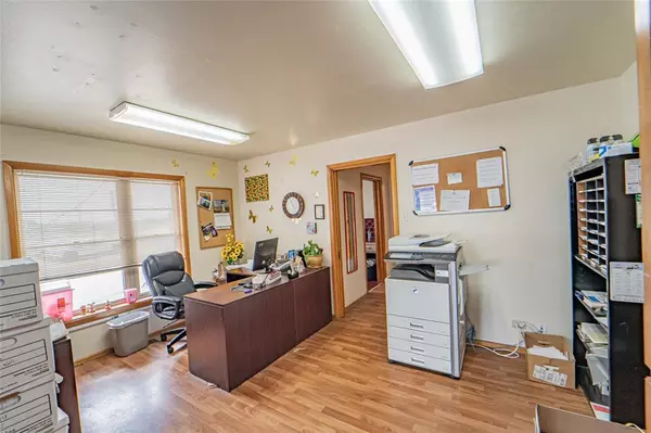 Breckenridge, TX 76424,514 W Walker St Street