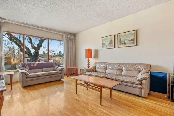 Calgary, AB T2M 2M9,118 & 120 30 AVE Northwest