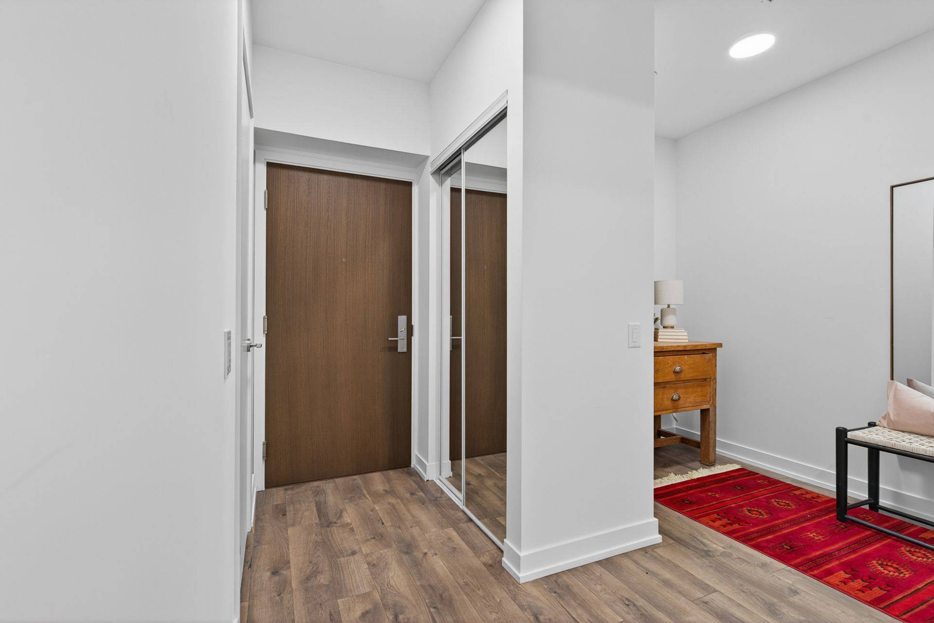 Toronto C10, ON M4P 0G1,39 Roehampton AVE #408