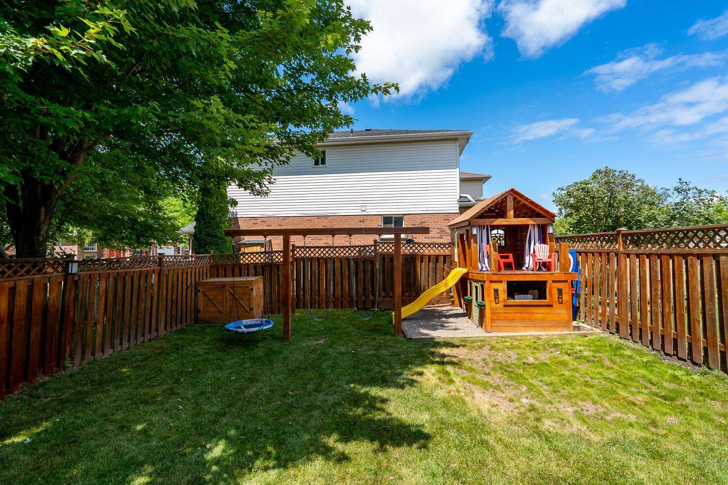 New Tecumseth, ON L0G 1A0,24 Kate Aitken CRES