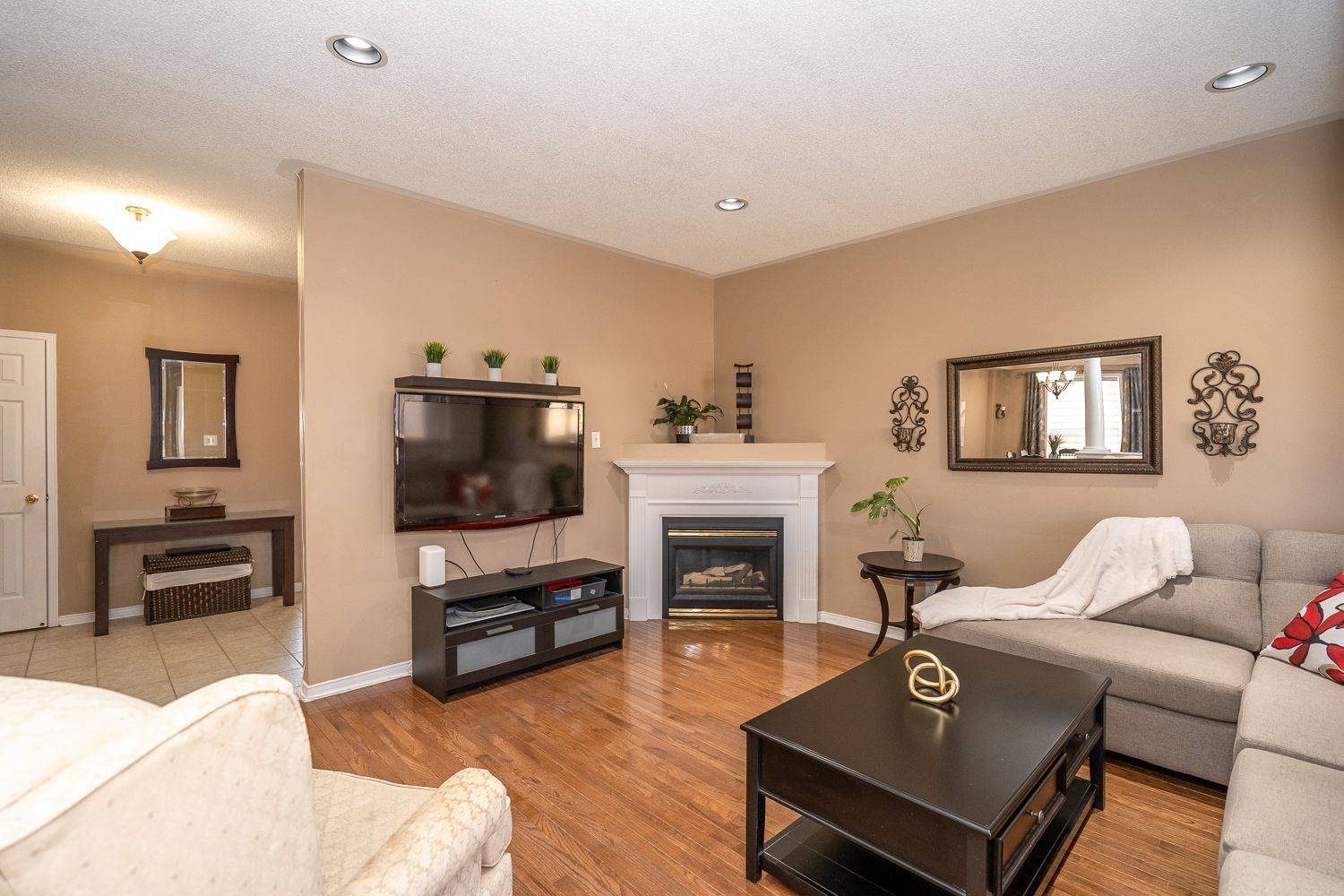 Brampton, ON L7A 1L3,24 Bushberry RD