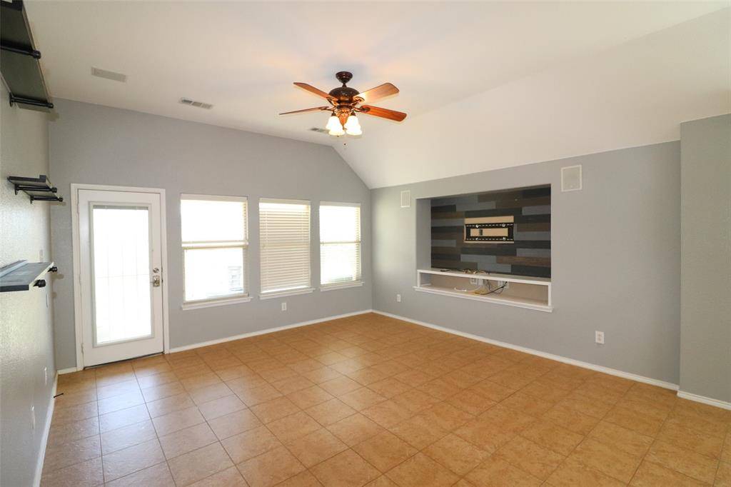 Fort Worth, TX 76131,633 Tradewind Drive