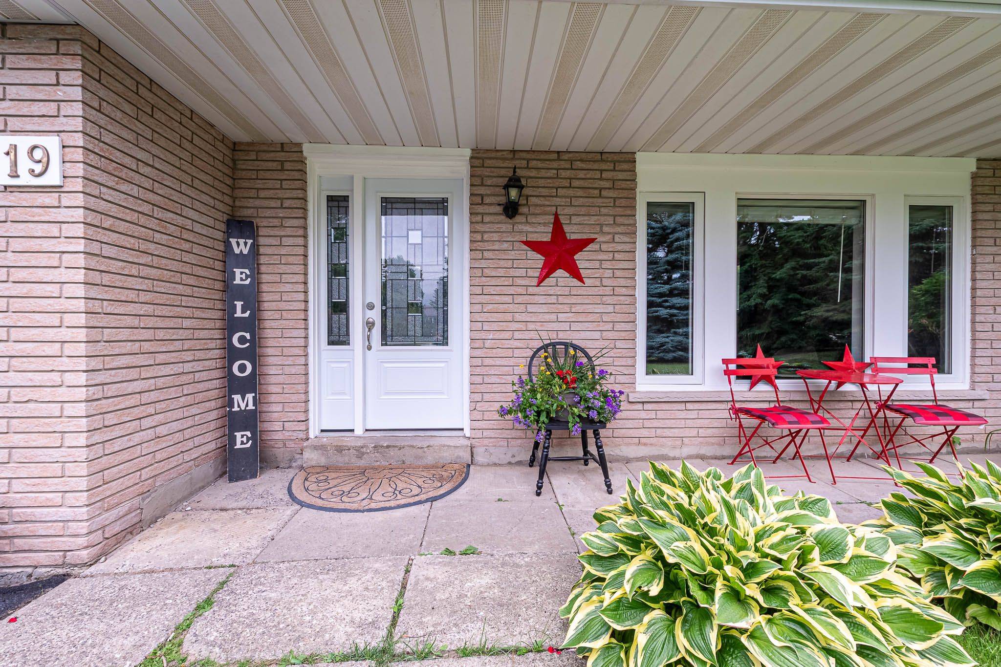 Adjala-tosorontio, ON L0N 1R0,19 Jamieson DR