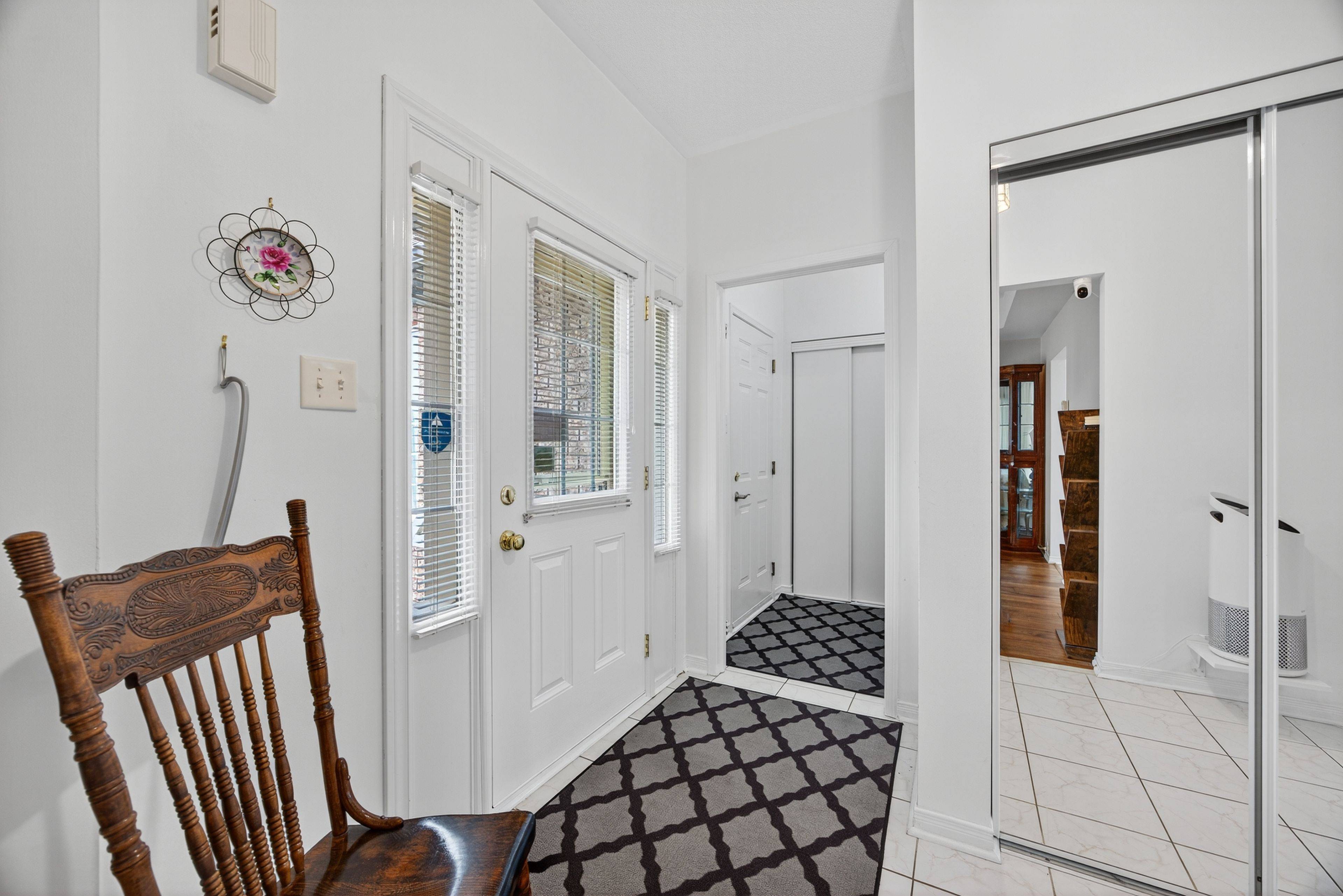 Barrie, ON L4M 6S3,73 Brighton RD