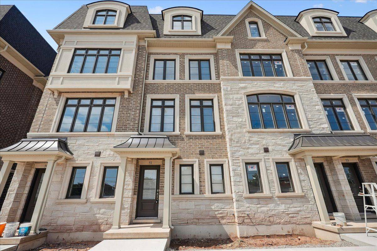 2150 Trafalgar RD #51, Oakville, ON L6H 7H2