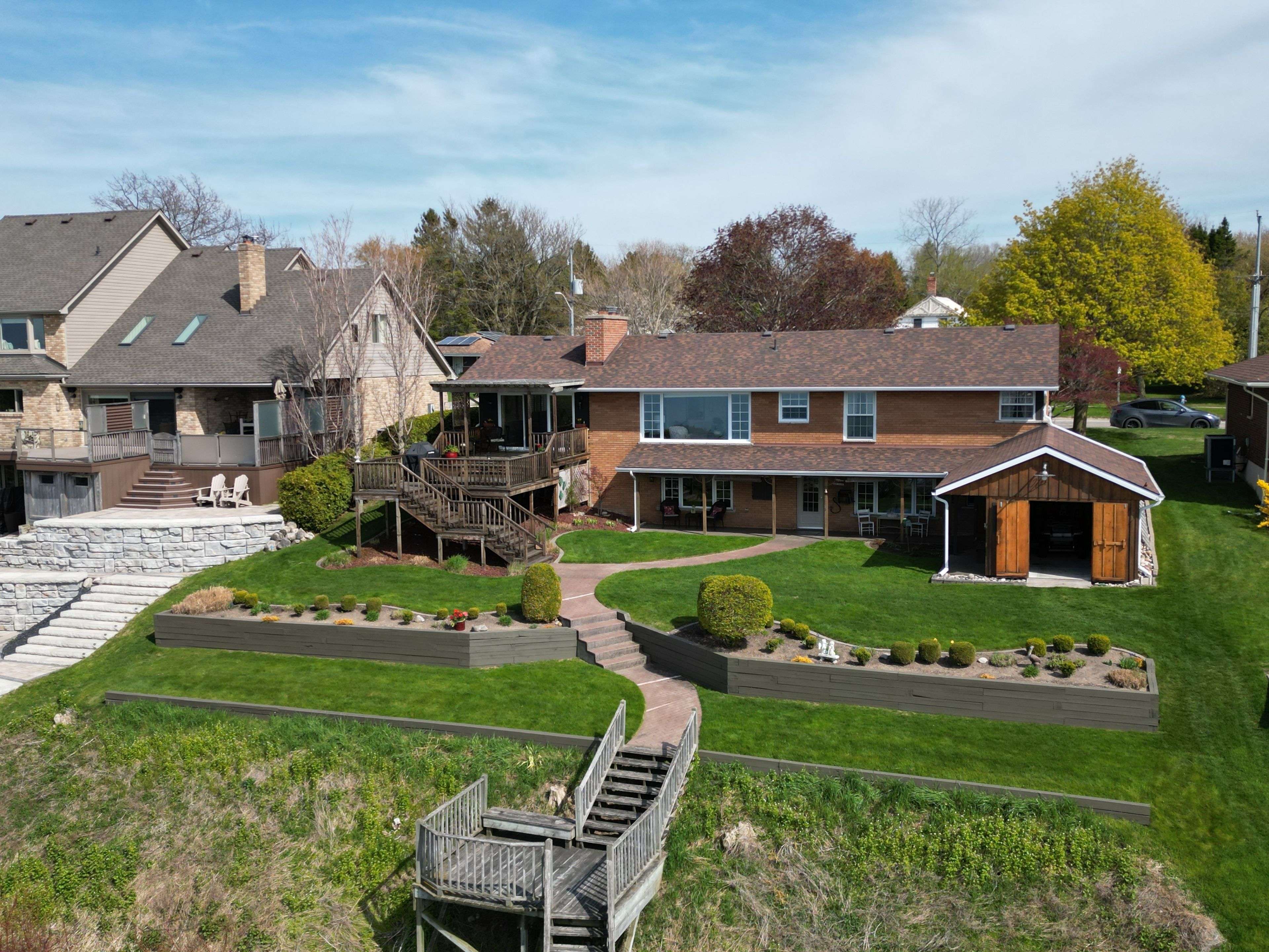 Kincardine, ON N2Z 2J7,422 Penetangore ROW