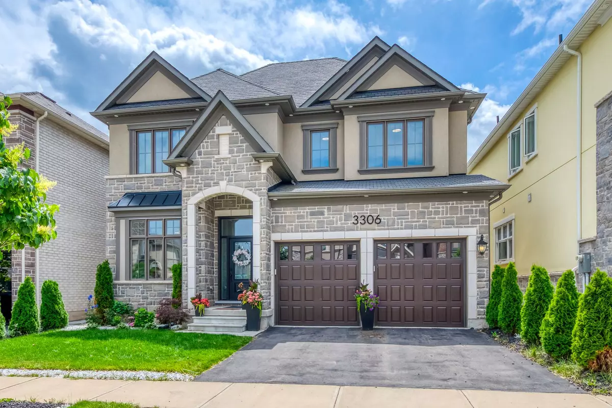 Oakville, ON L6M 5K9,3306 Merion GDNS