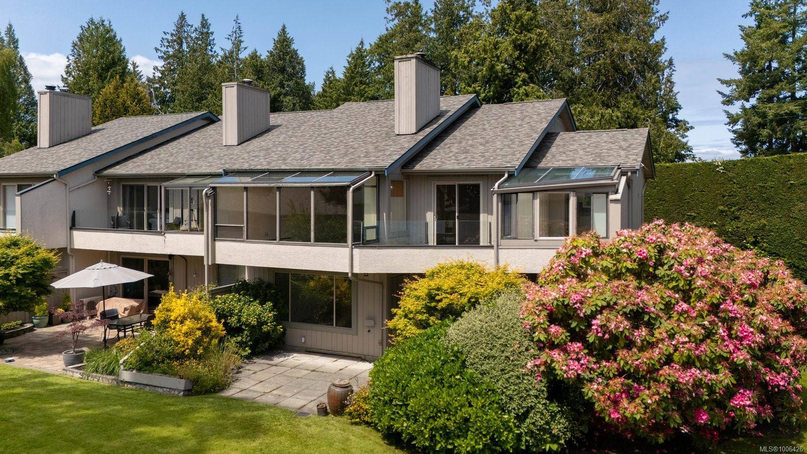 Central Saanich, BC V8M 1V3,2654 Lancelot Pl #3