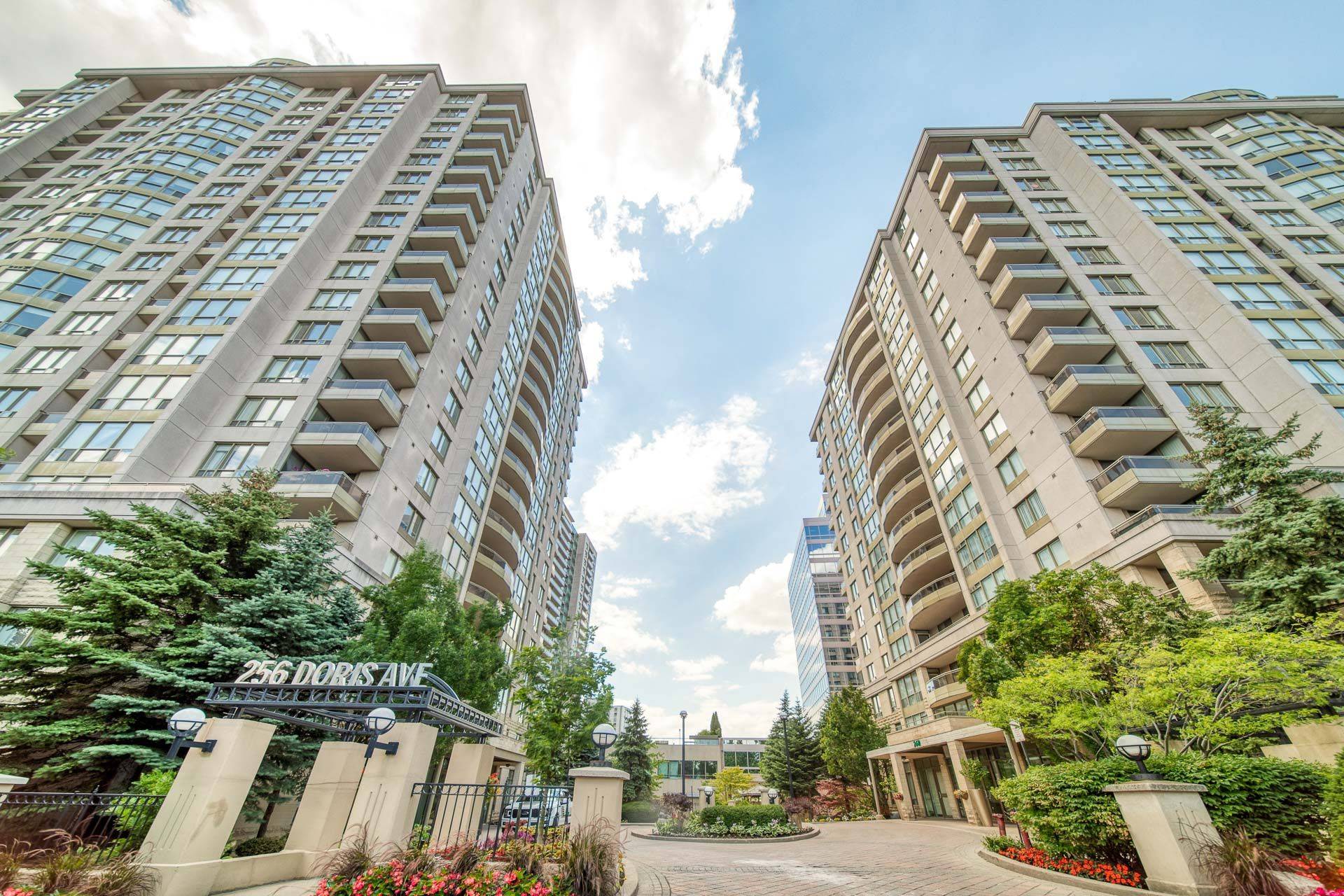 Toronto C14, ON M2N 6X8,256 Doris AVE #305