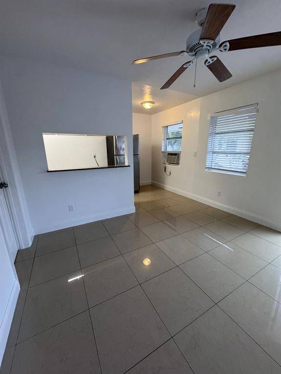 Lake Worth Beach, FL 33460,405 6th Ave #4
