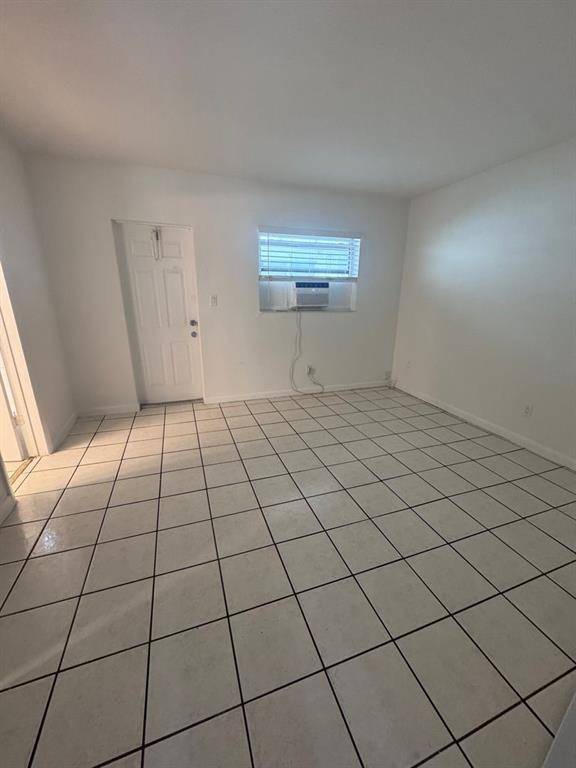 Fort Lauderdale, FL 33312,916 SW 15th Ter #D