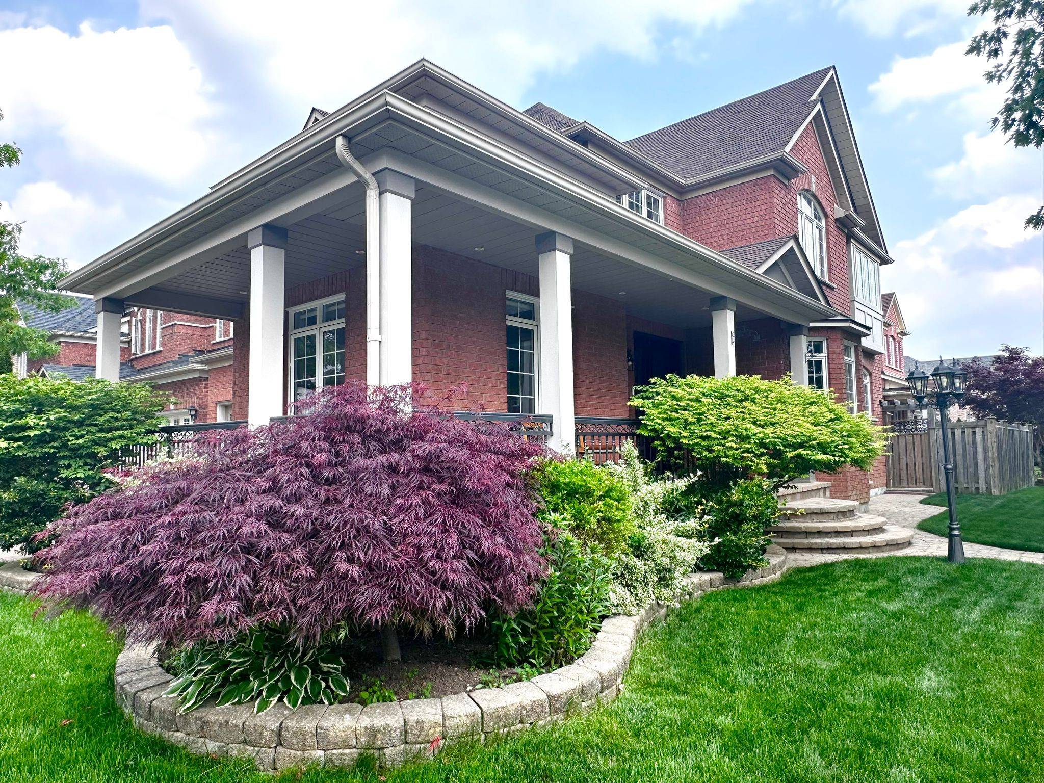 Markham, ON L6C 2T7,57 Emery Hill BLVD