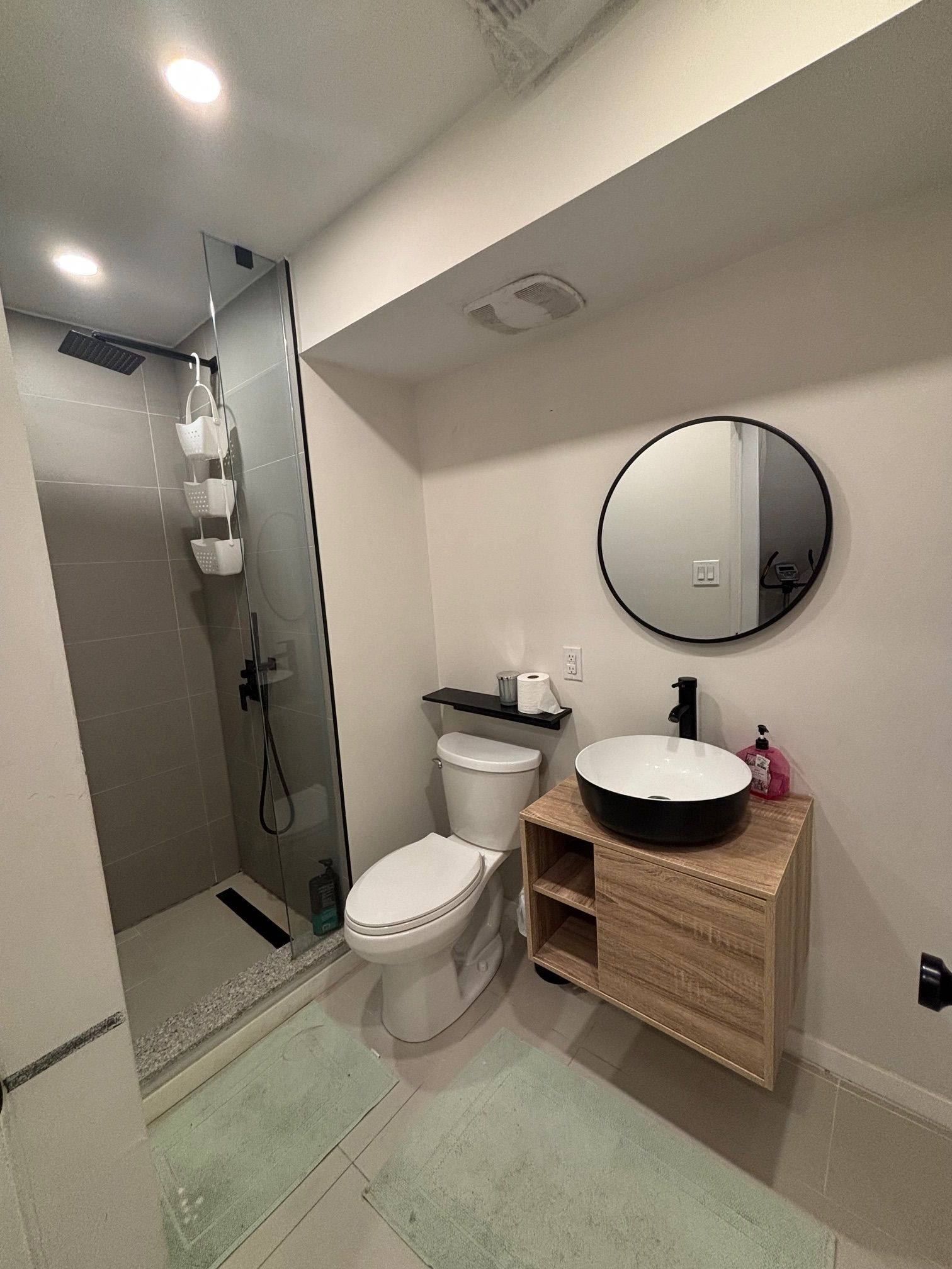 Richmond Hill, ON L4C 5M7,202 Glenada CT #Basement