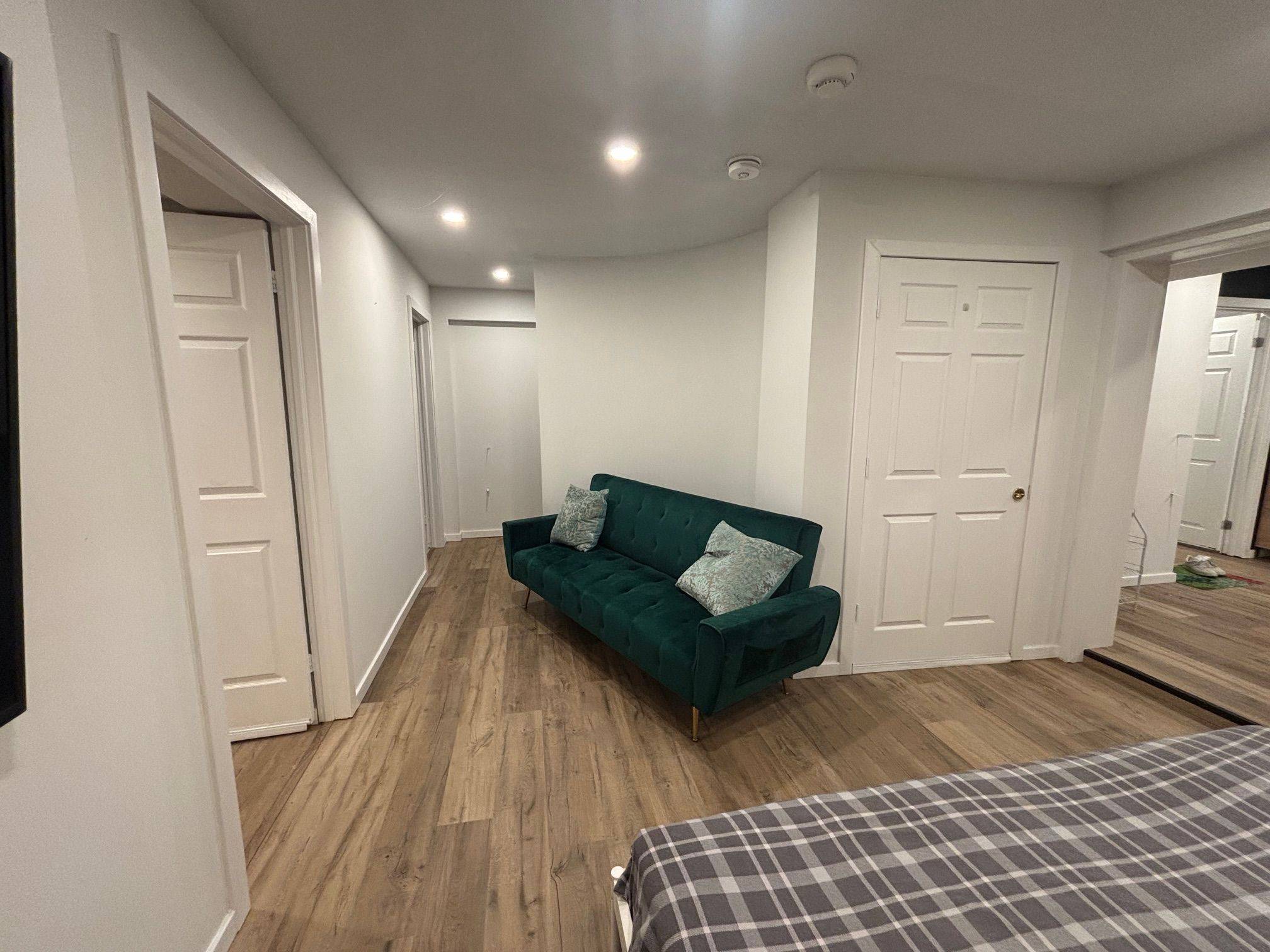 Richmond Hill, ON L4C 5M7,202 Glenada CT #Basement