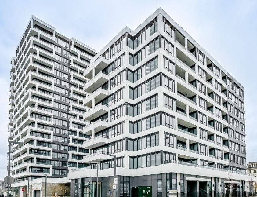 38 Water Walk DR #817, Markham, ON L3R 6M8