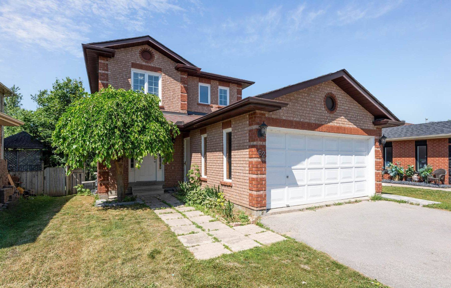 62 Arthur AVE, Barrie, ON L4M 6H5