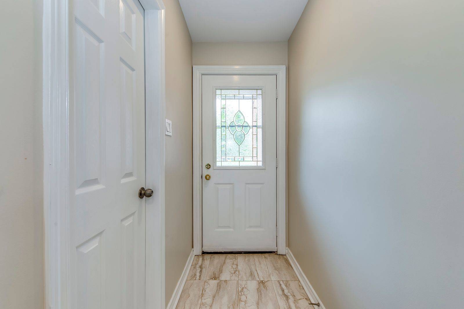 Mississauga, ON L5N 2R4,2301 Derry RD W #29