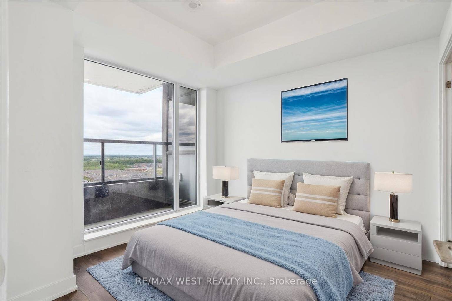 Oakville, ON L6H 3R6,297 Oak Walk DR #2406