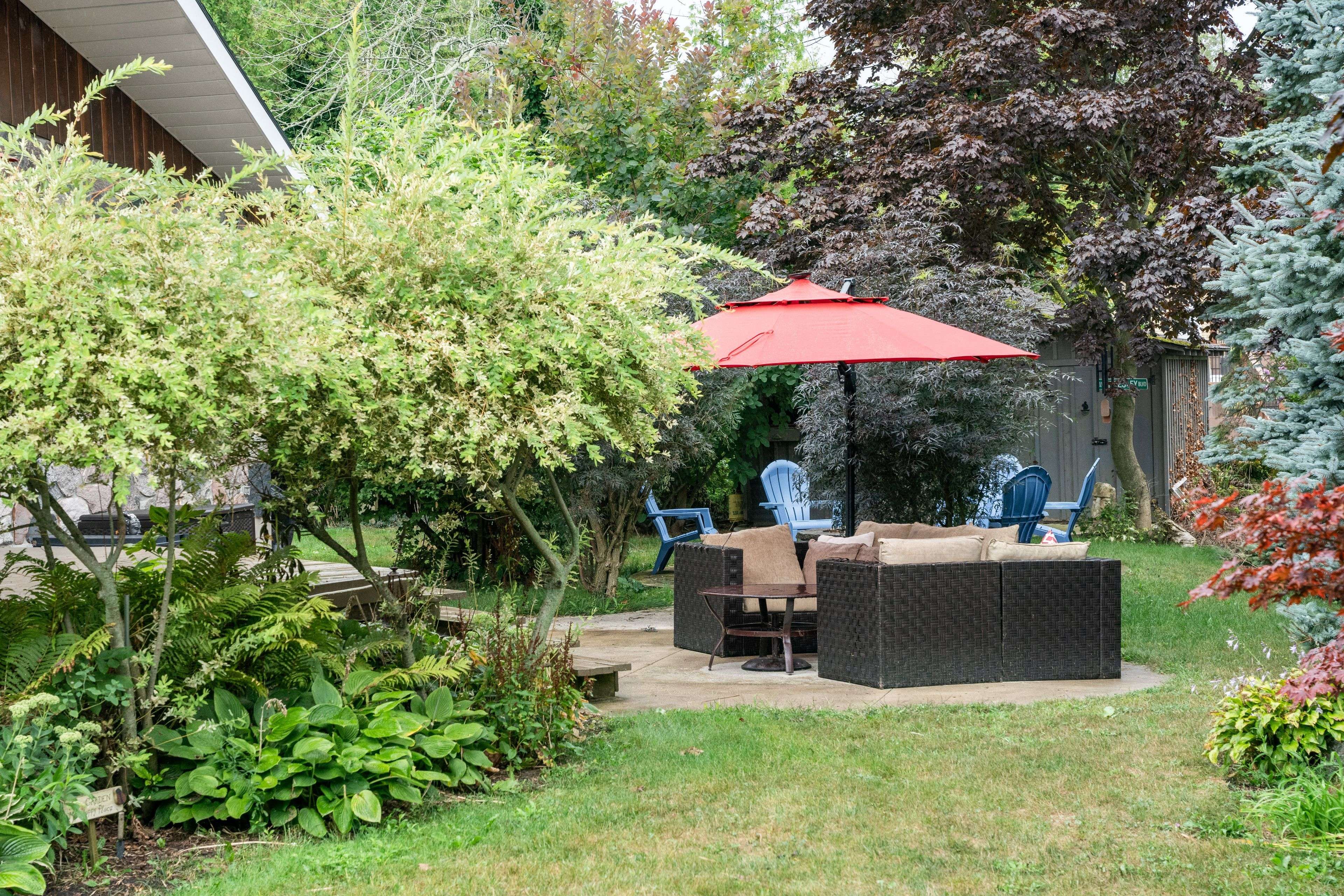 Huron-kinloss, ON N0G 2R0,403 Apache ST