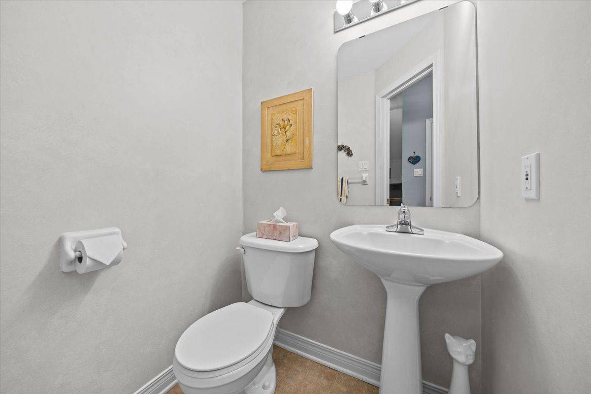 Barrhaven, ON K2G 6E3,88 Redpath DR