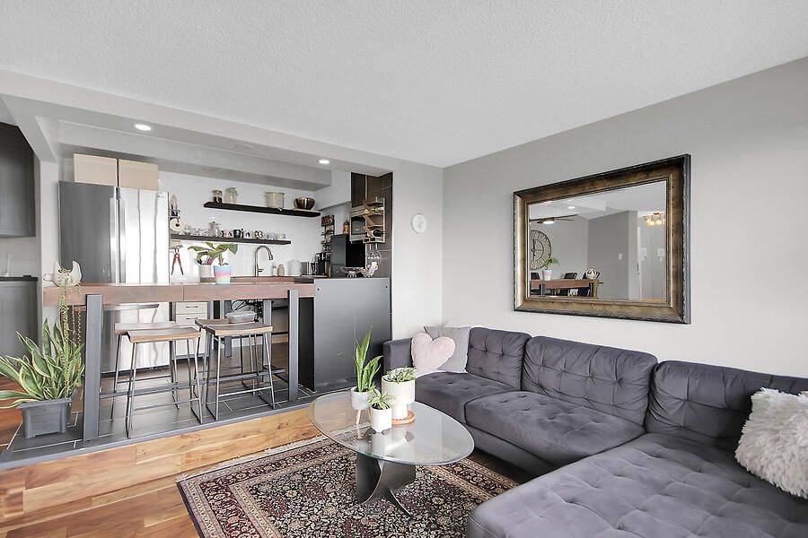 Woodroffe, ON K2B 8C8,1081 Ambleside AVE #2201