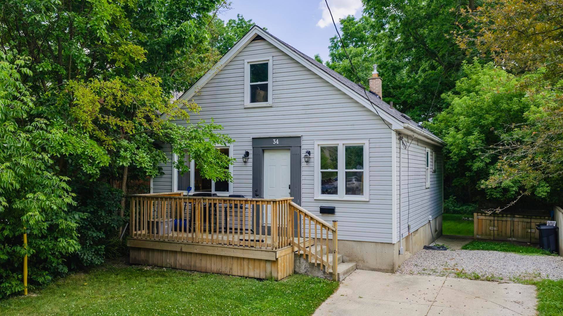 34 Saunby ST, London North, ON N6G 1A3