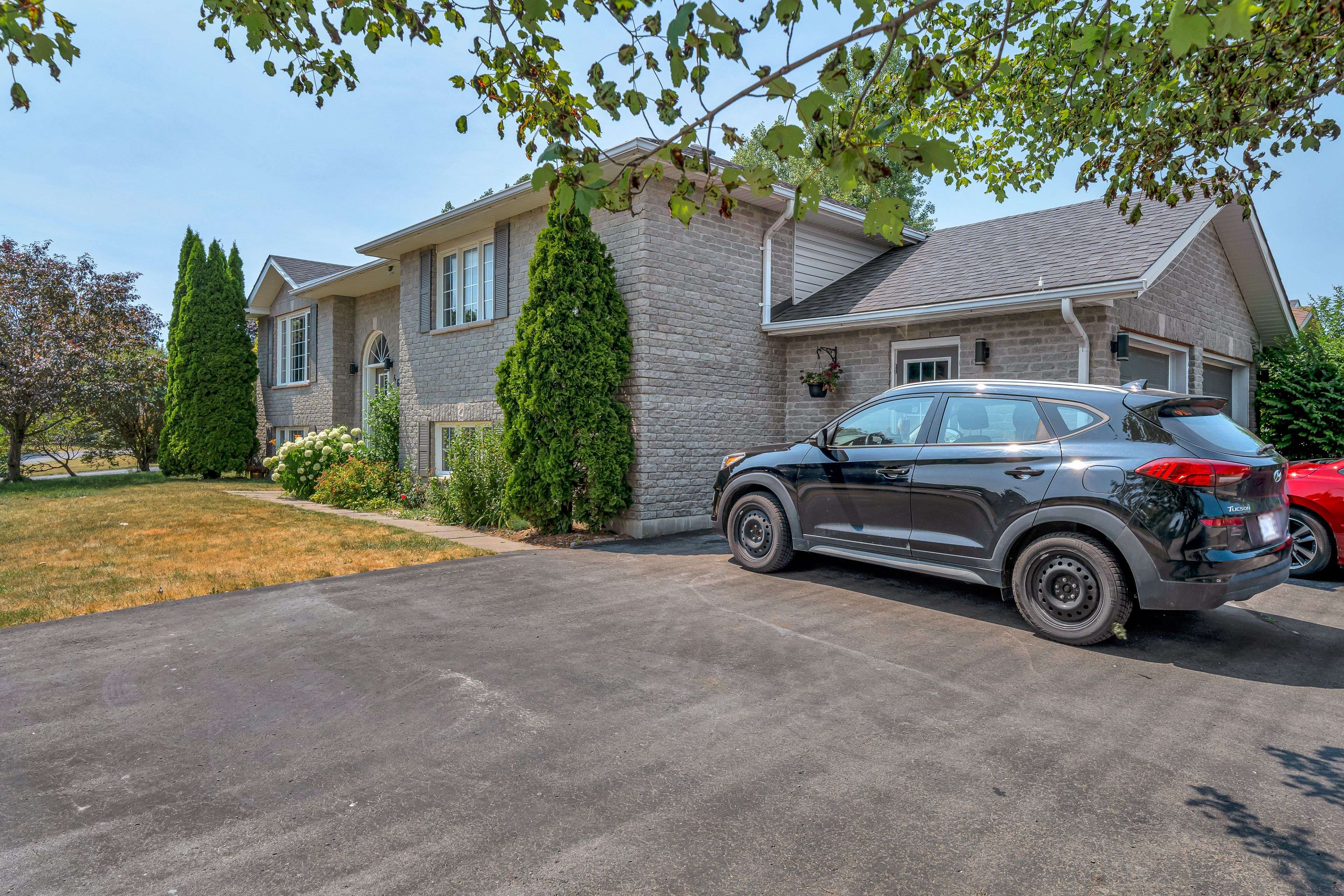 Belleville, ON K8N 5Y9,46 Liddle LN