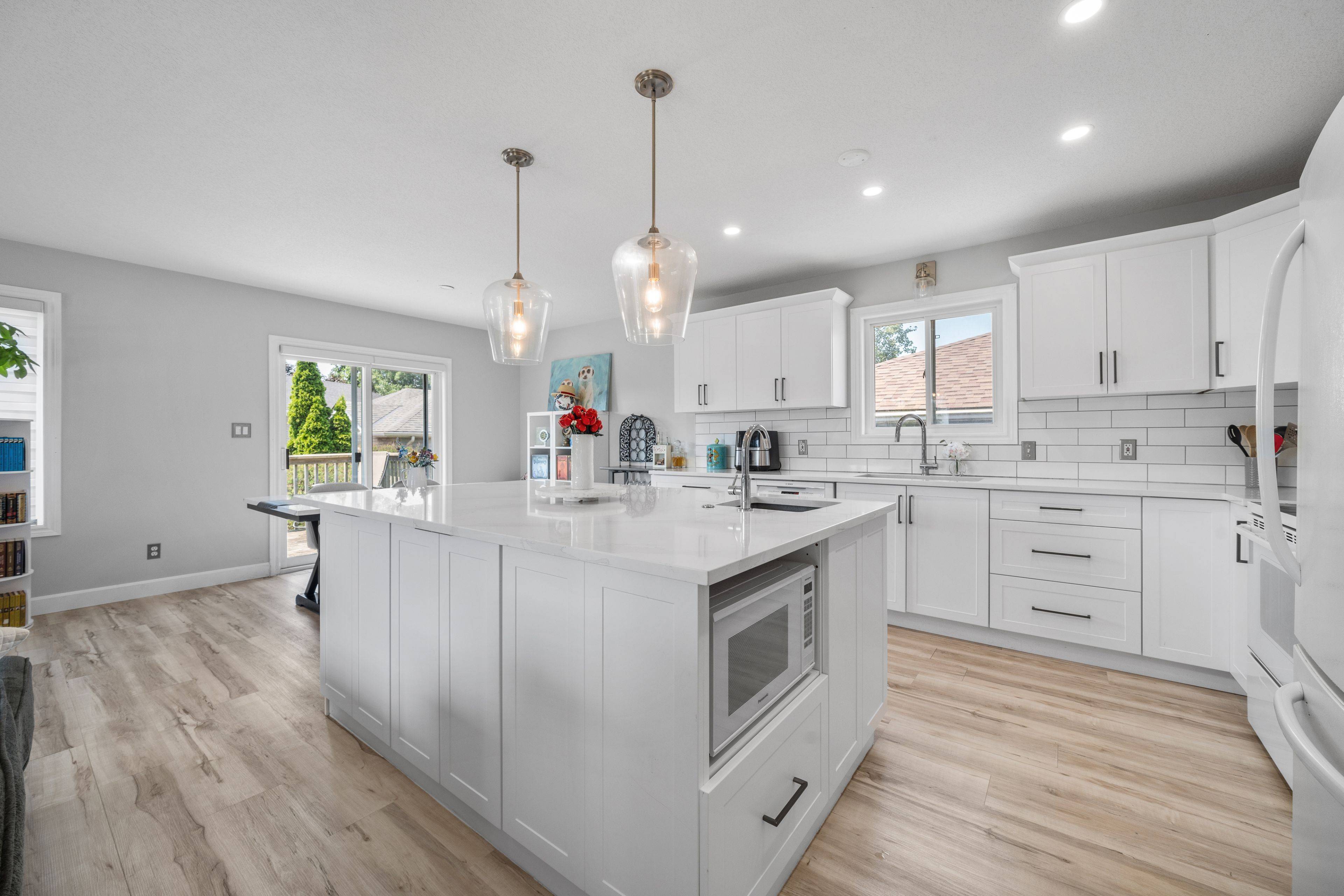 Belleville, ON K8N 5Y9,46 Liddle LN