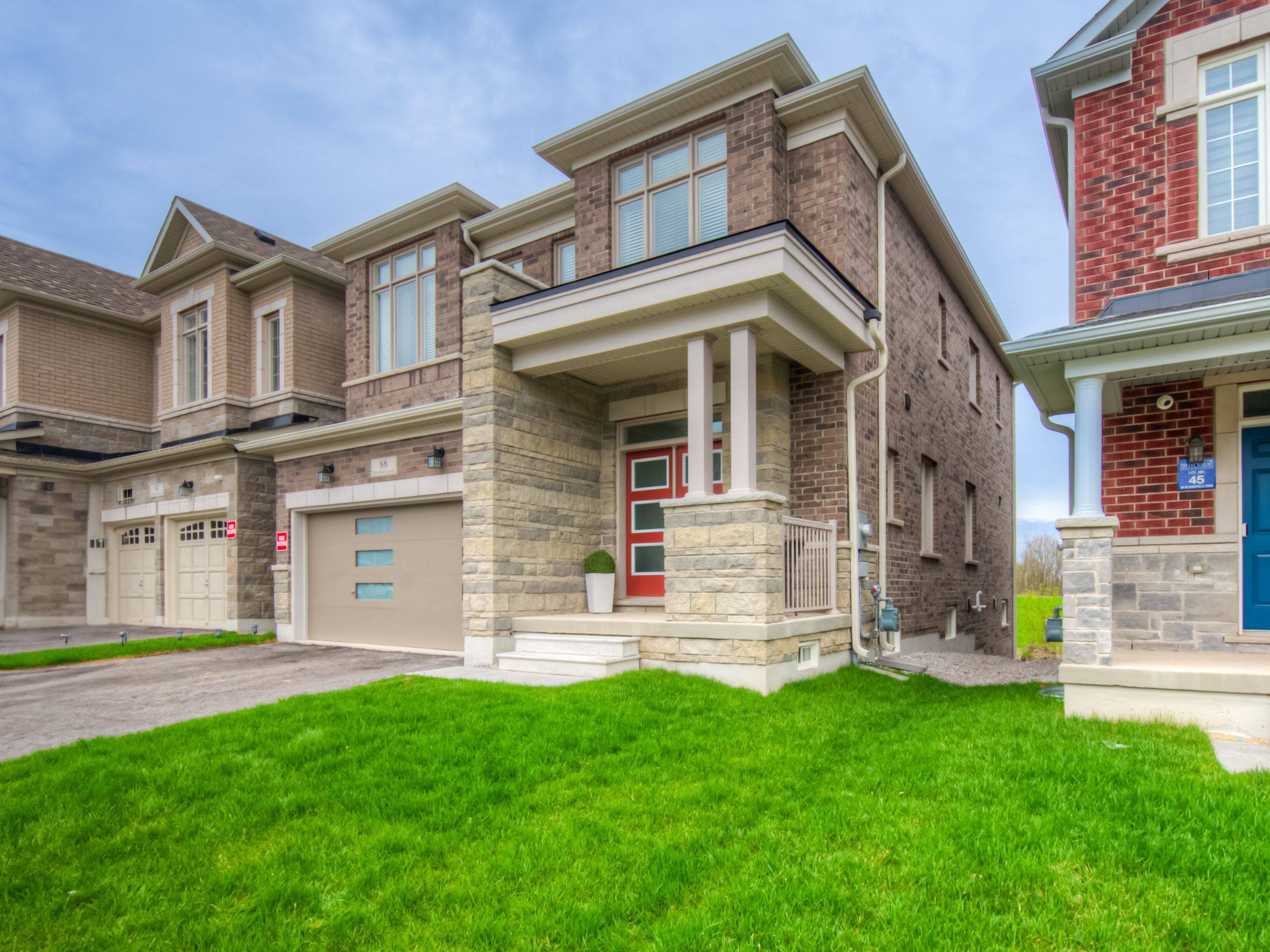 Cambridge, ON N1T 0G3,88 Bloomfield CRES