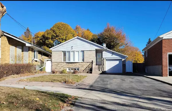 65 Montvale DR, Toronto E08, ON M1M 3E5
