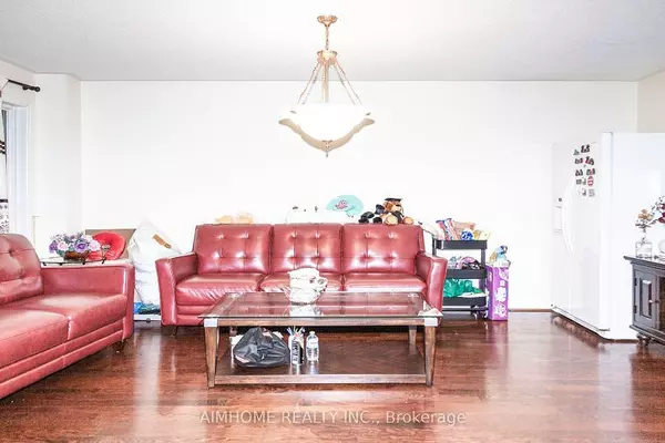 Vaughan, ON L4J 7X2,178 Westhampton DR