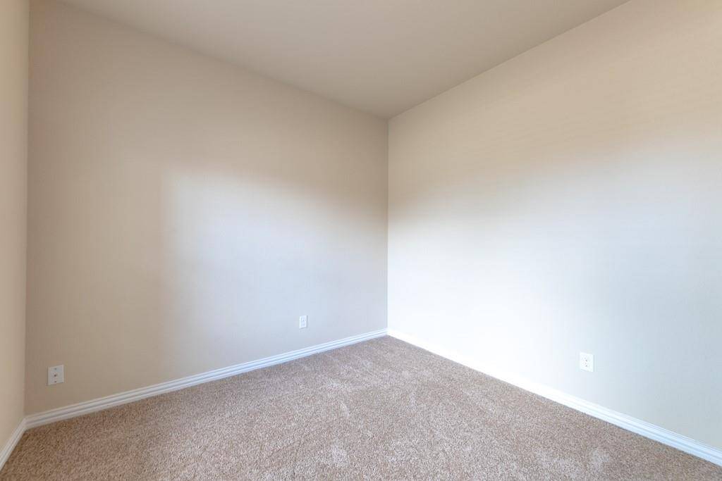 Fort Worth, TX 76106,4224 Mantis Street