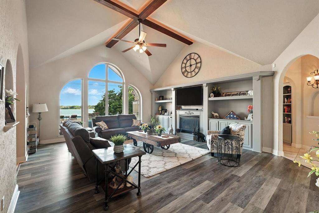 Waxahachie, TX 75165,155 Lakeshore Drive