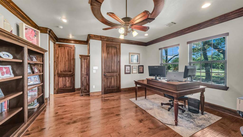 Gordon, TX 76453,211 Glenhollow Drive