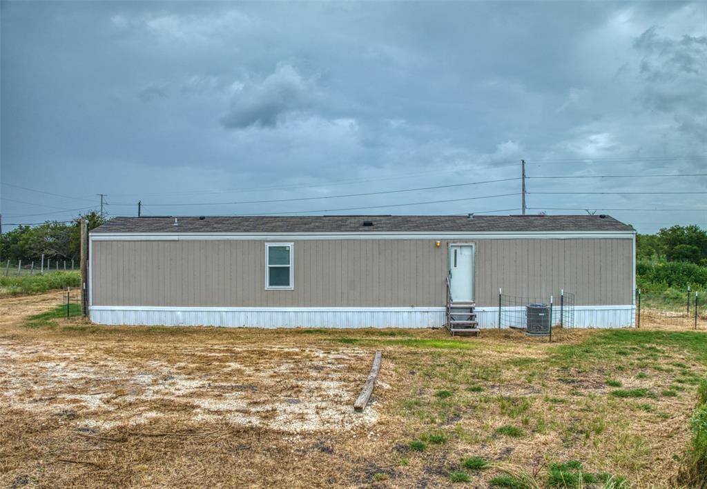 Barry, TX 75102,11933 County Road 2170