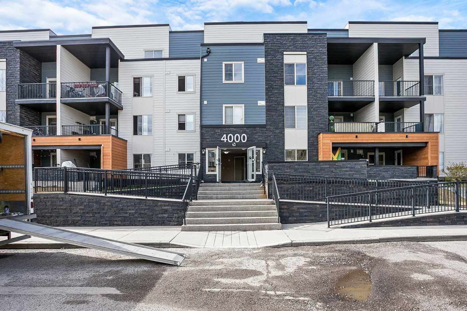 Calgary, AB T2A 4Y5,1317 27 ST Southeast #4203