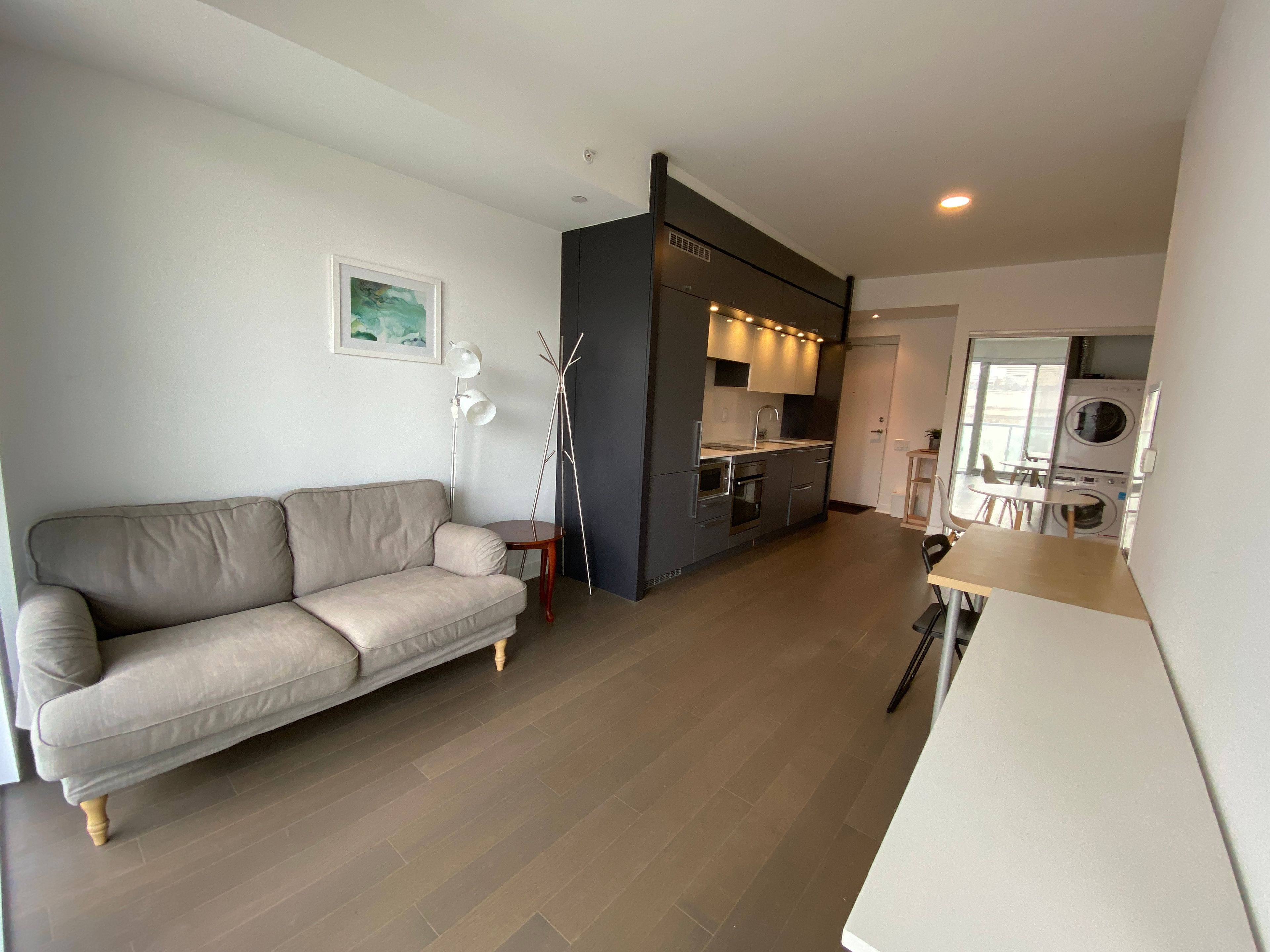Toronto C01, ON M4Y 0B9,15 Grenville ST #1101