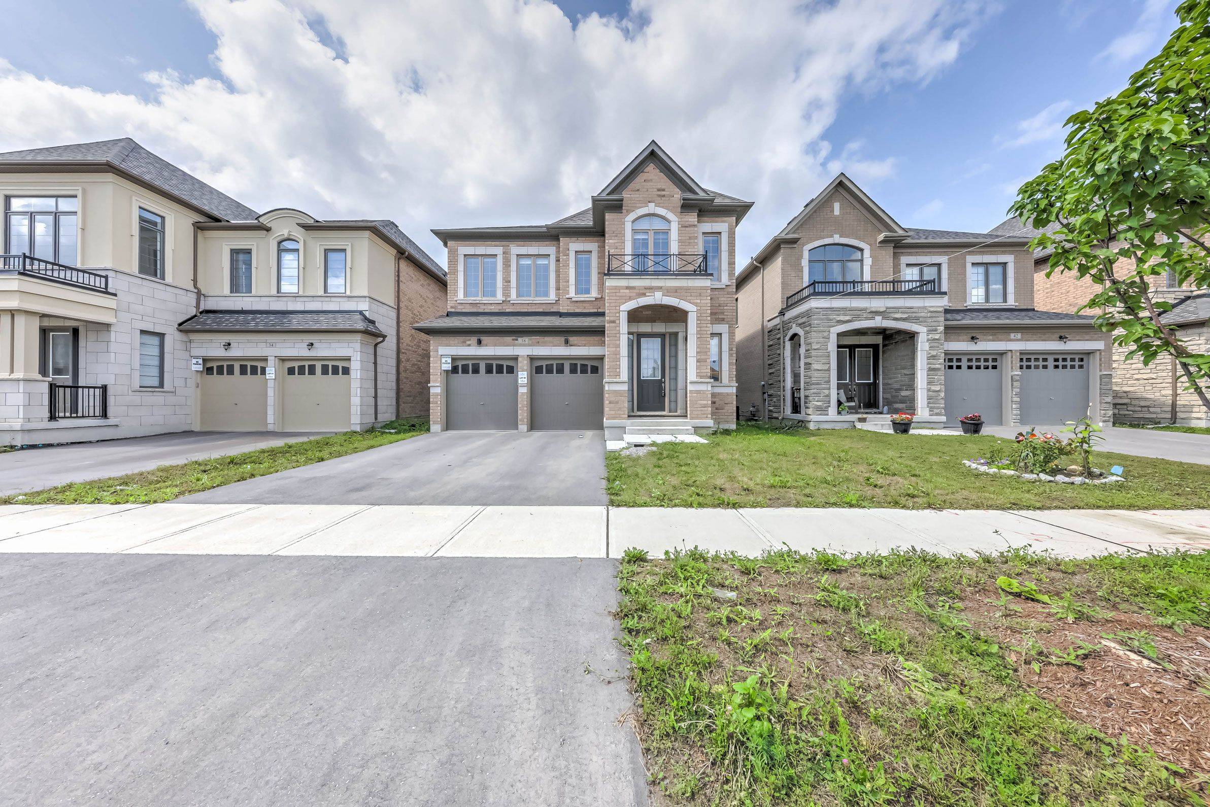 Vaughan, ON L4H 4P5,38 Cannes AVE