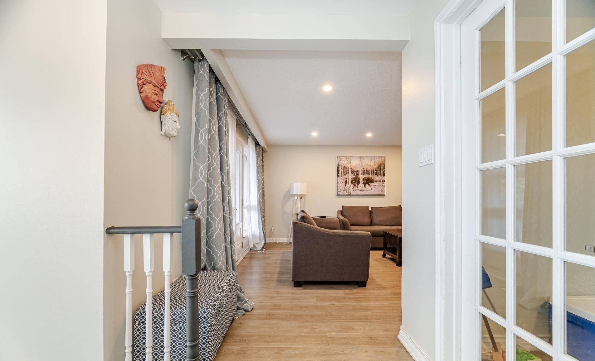 Mississauga, ON L4T 1X4,3132 Morning Star DR
