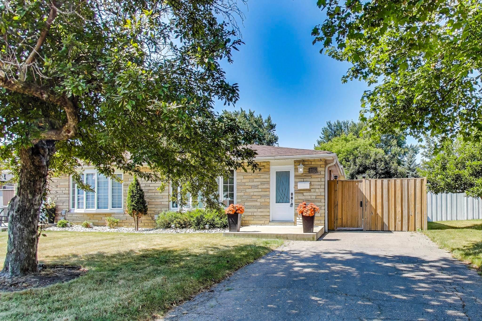 Brampton, ON L6T 3J6,116 Fallingdale CRES
