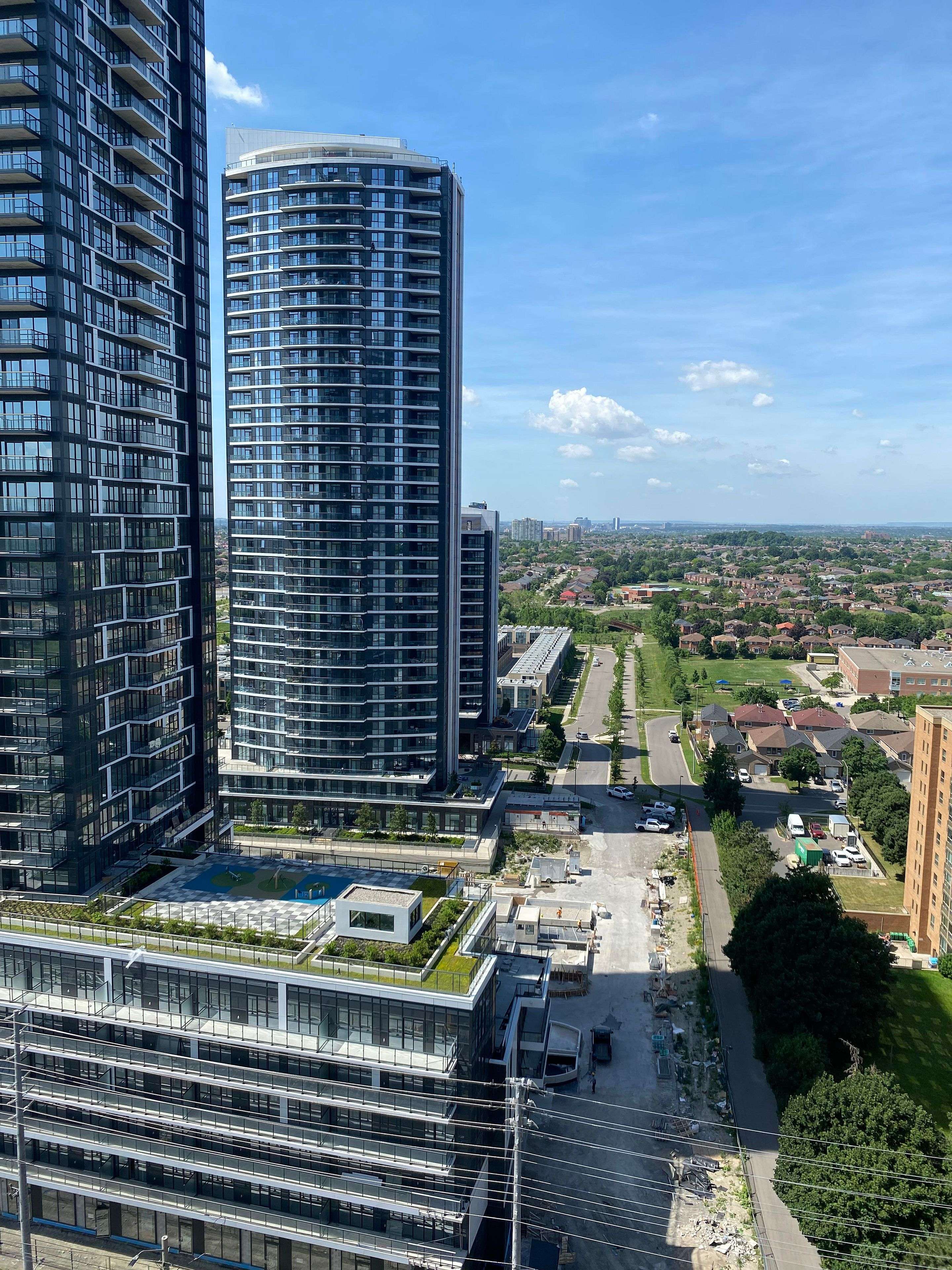 5105 Hurontario ST #1706, Mississauga, ON L4Z 3X7