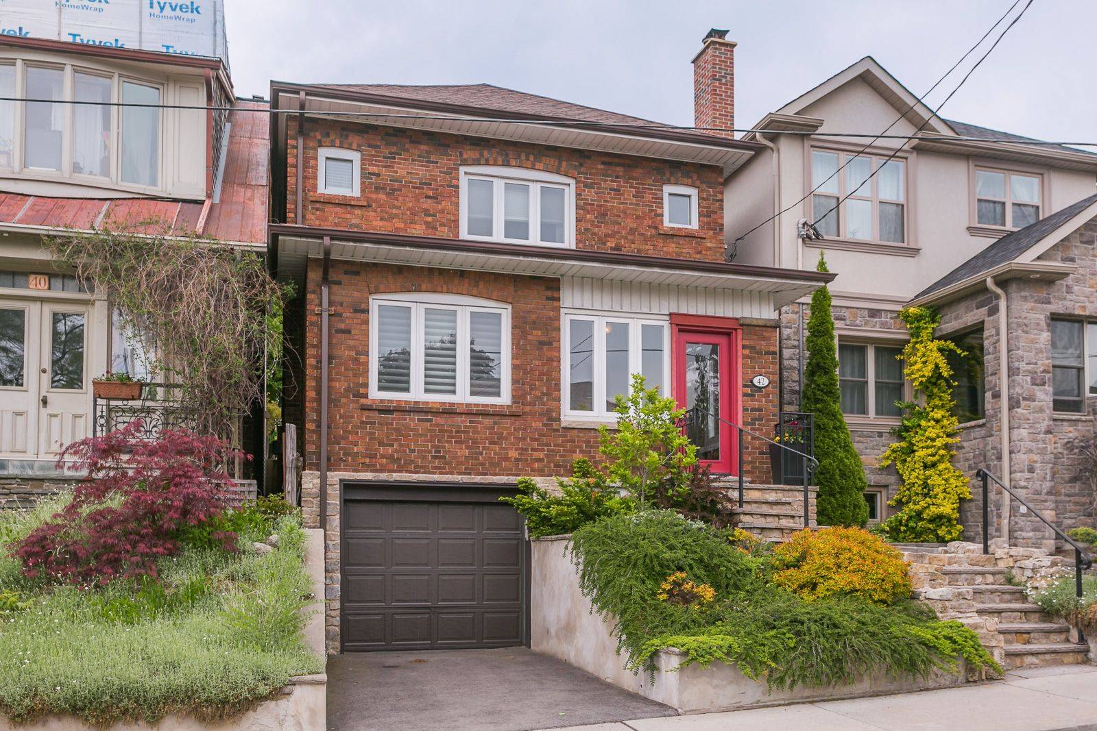 42 Runnymede RD, Toronto W01, ON M6S 2Y2