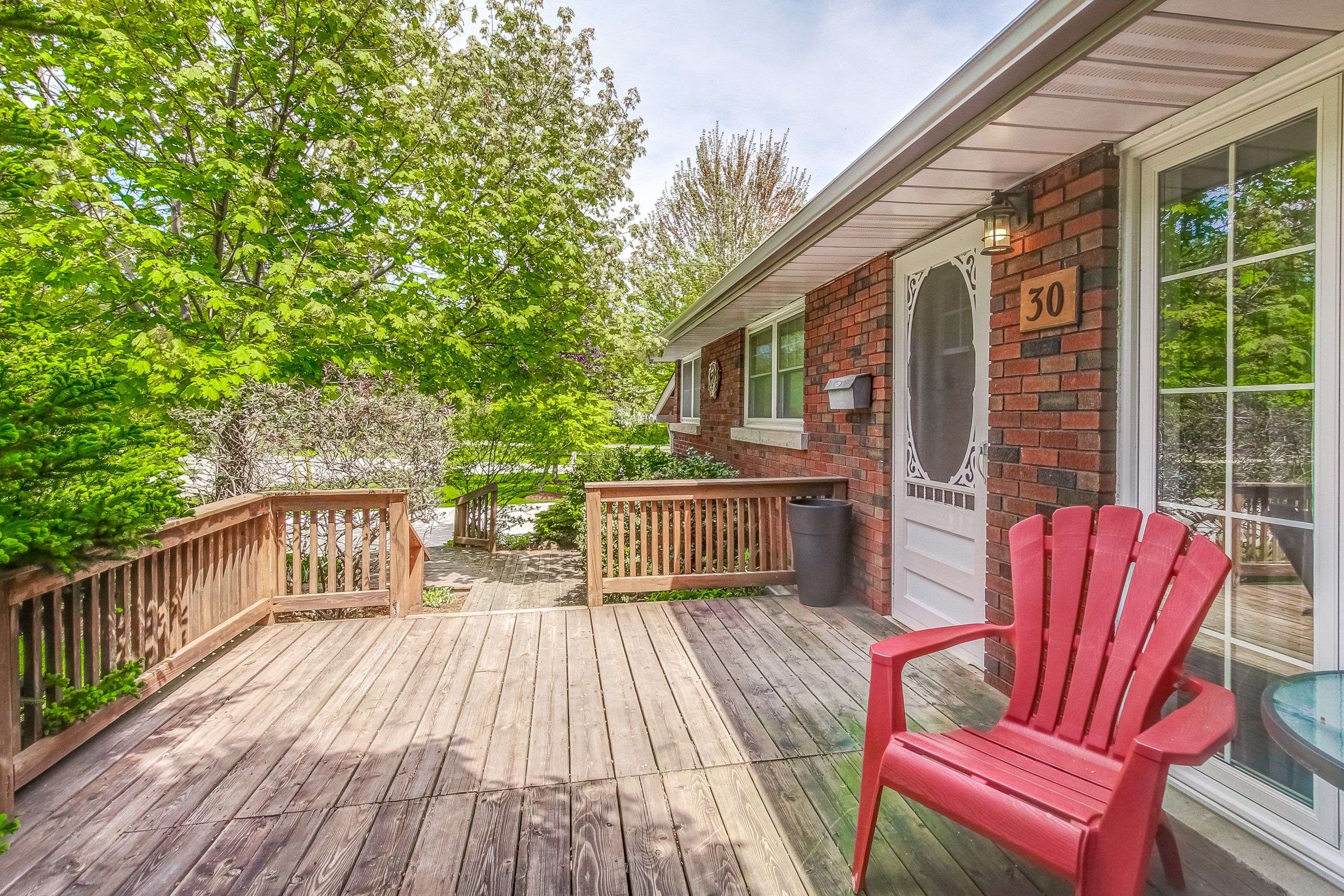 St. Catharines, ON L2M 2N1,30 Mckenzie ST