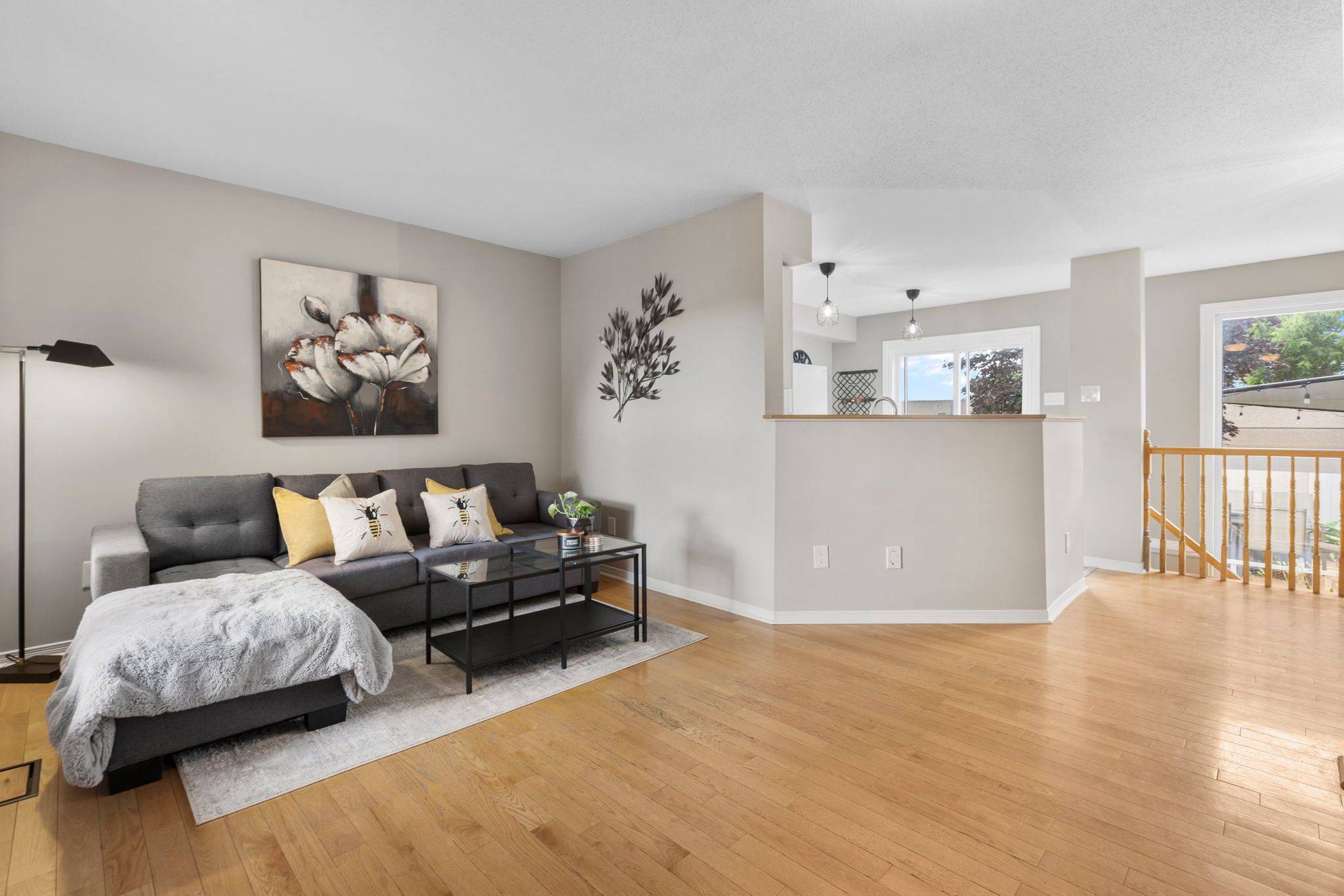 Kanata, ON K2V 1C5,225 Kincardine DR
