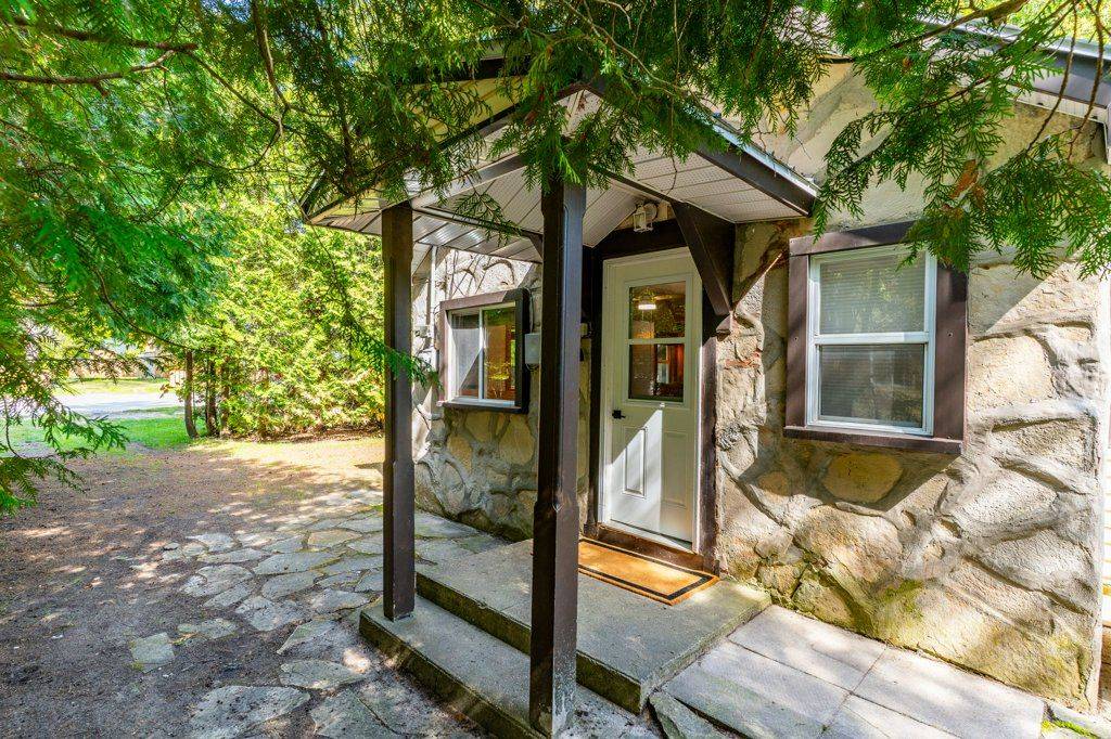South Bruce Peninsula, ON N0H 2G0,117 Second AVE N