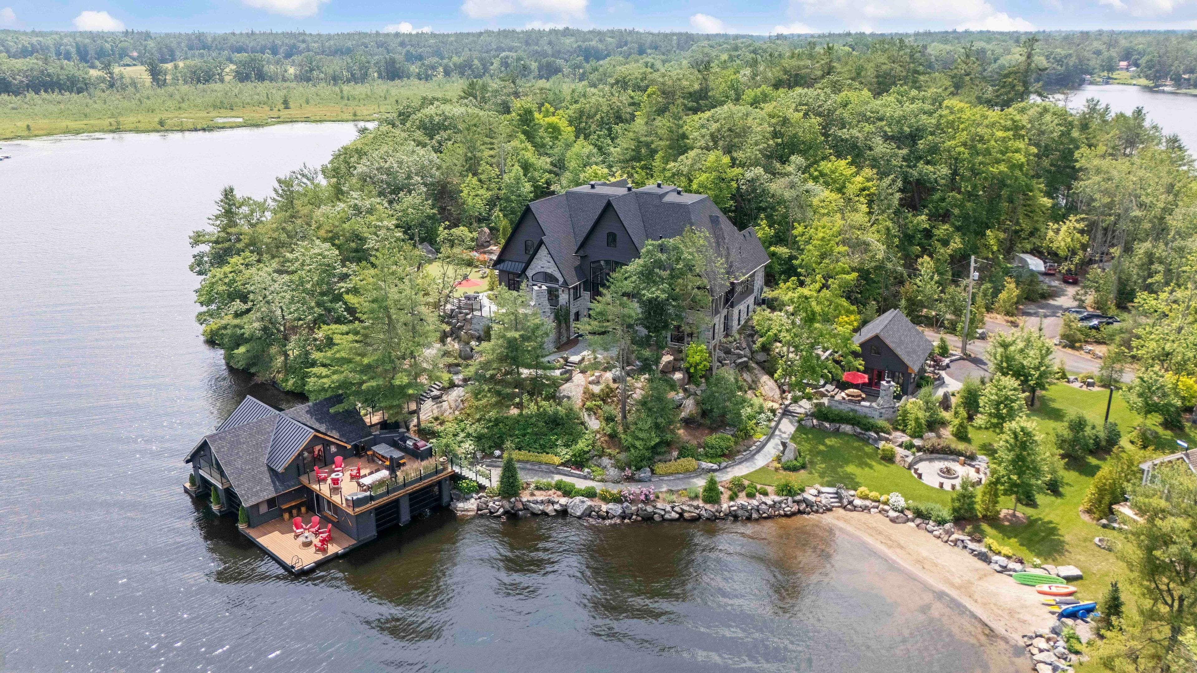 Gravenhurst, ON P1P 1R2,1031 Road 2900 N/A