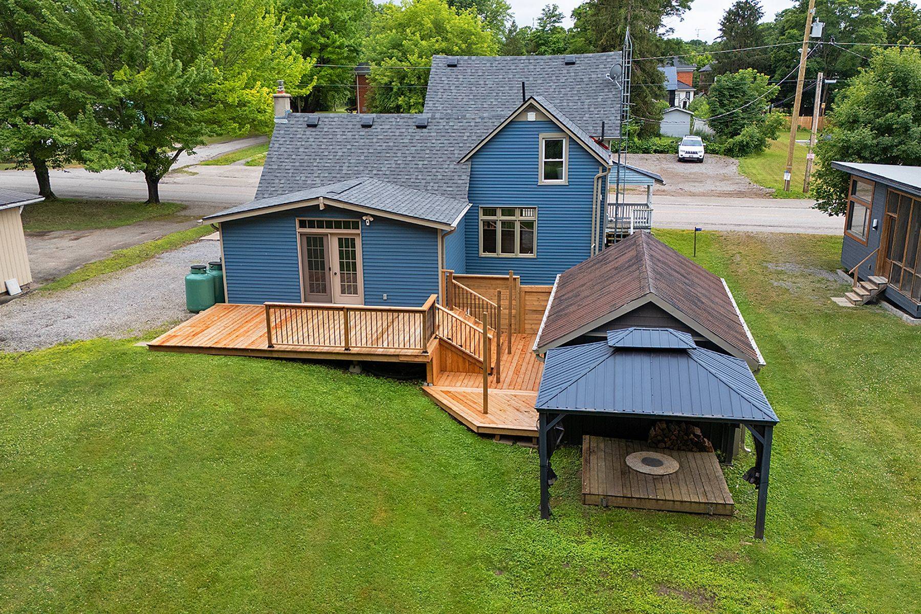 Rideau Lakes, ON K0G 1V0,11 Campbell ST