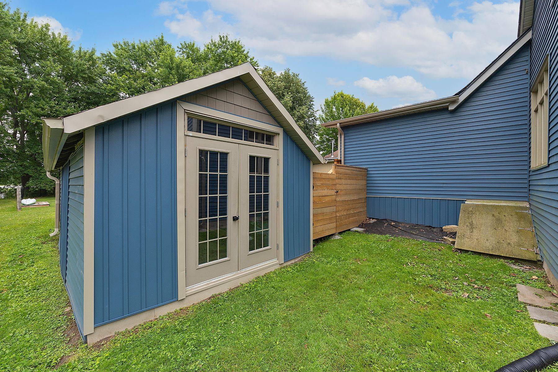 Rideau Lakes, ON K0G 1V0,11 Campbell ST