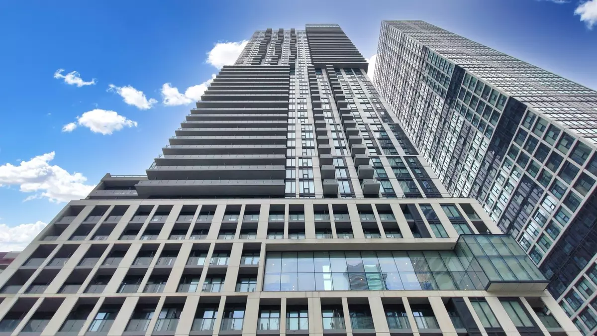 Toronto C08, ON M5B 0C3,251 Jarvis ST #3706