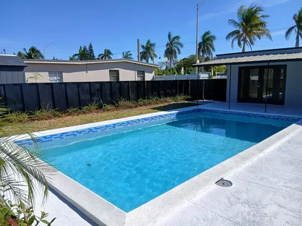 12530 NW 22nd Ave, Miami, FL 33167